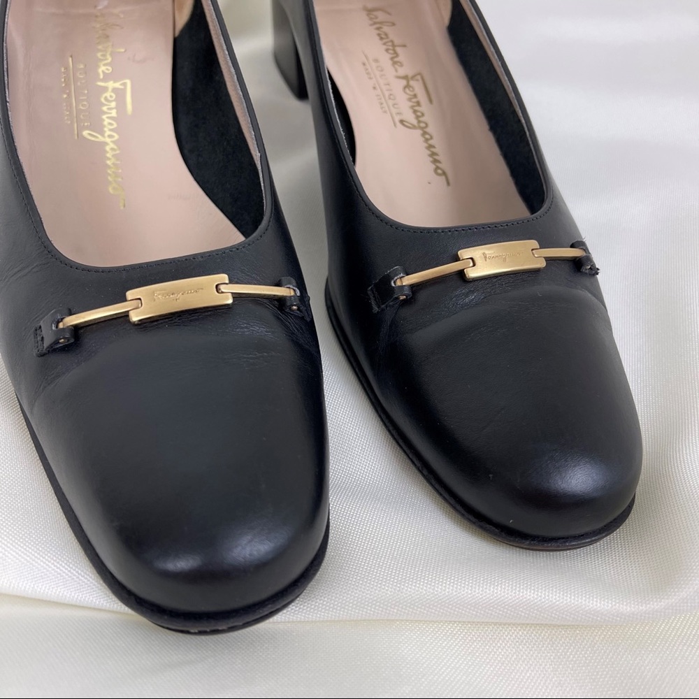 80s Vintage Salvatore Ferragamo Black Pumps - Picture 3 of 8
